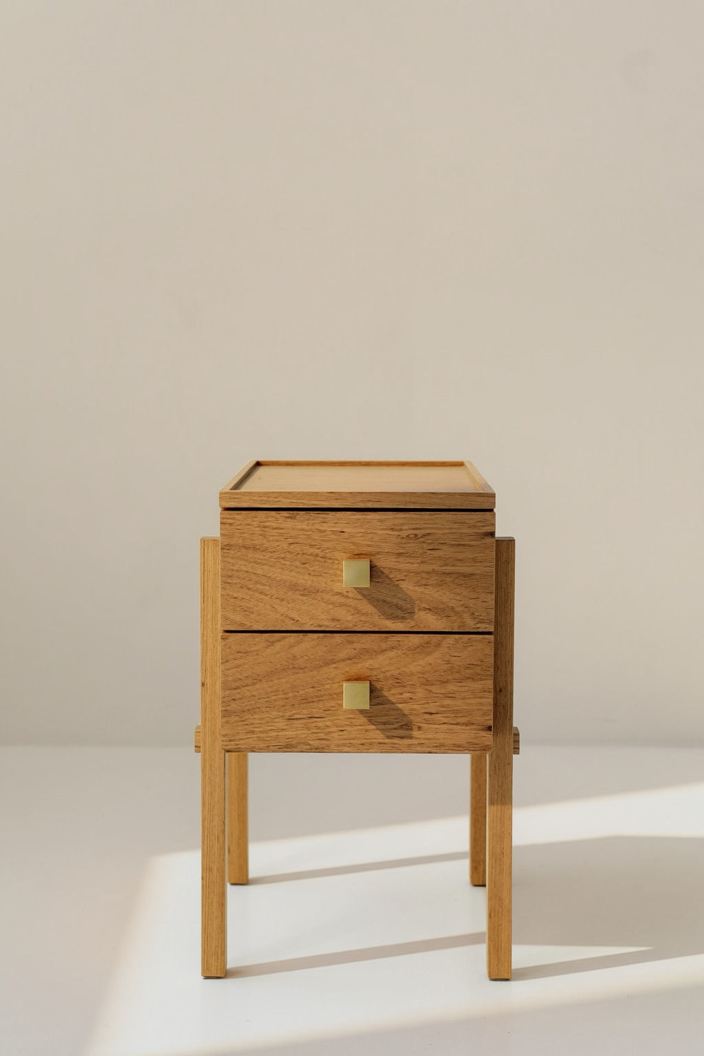 Mesa de Cabeceira Zaquinha