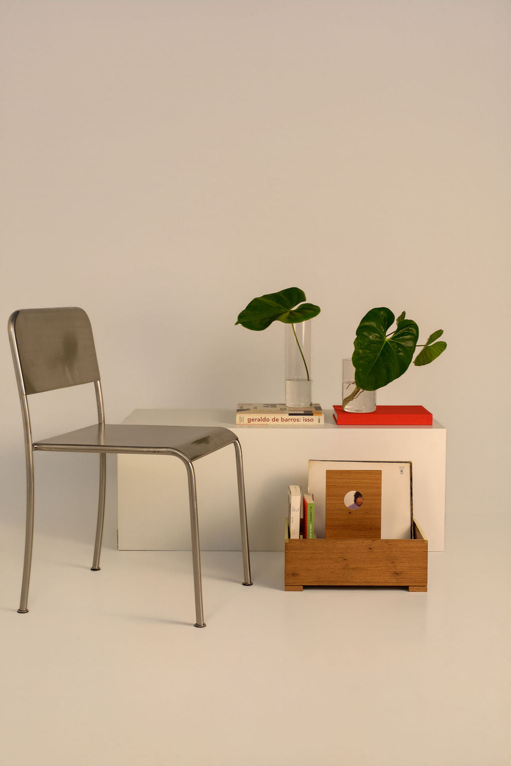 Revisteiro Bauhaus