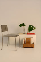 Revisteiro Bauhaus